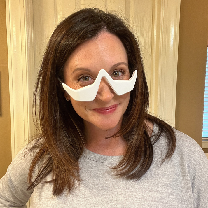 LumiLift™ | Under-Eye Red Light Therapy